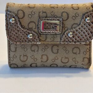 GUESS Women's Beige and Brown Wallet Guess "G" logo Faux Snakeskin Accent